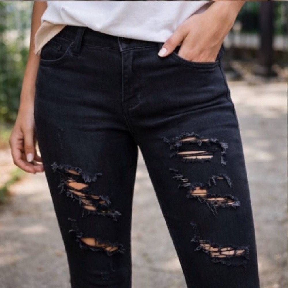 American Eagle Black Distressed Skinny Jeans‎ Women's 4 Next Level Stretch